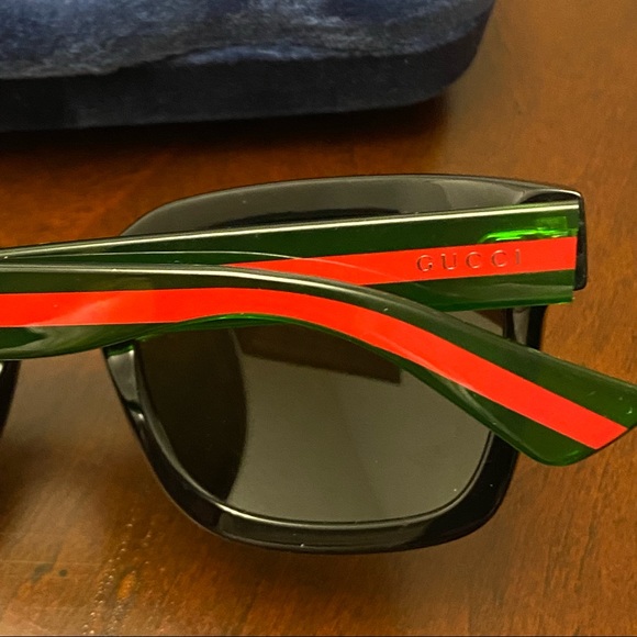 Gucci GG0001SN Sunglasses - Picture 5 of 8